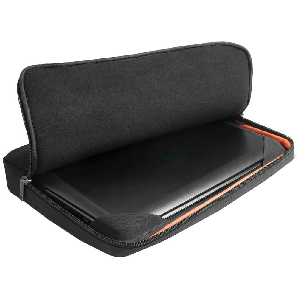 Everki 808-18 18.4″ Laptop Sleeve (EKF808S18B) — side view