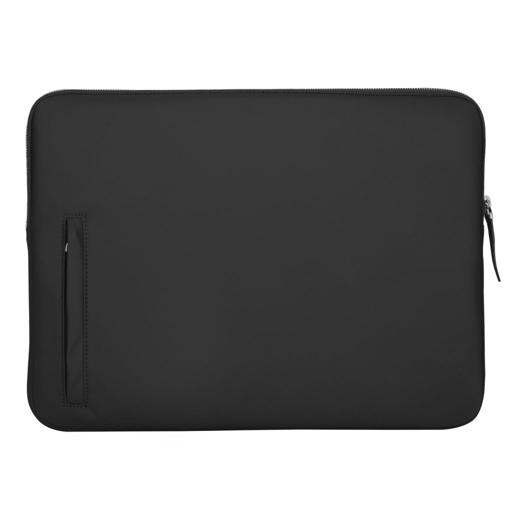 Targus 13-14 Inch Newport Sleeve (TSS1000GL) — in use
