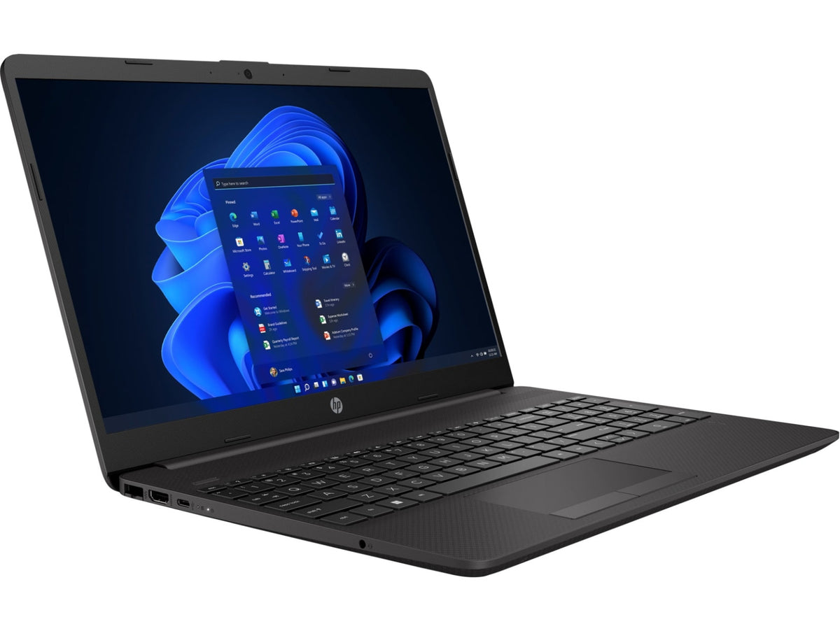 HP 255 G8 Notebook PC – Ryzen 3-3250U / 15.6″ HD / 8GB RAM / 256GB SSD / Win 11 Home (5B701ES) — front view