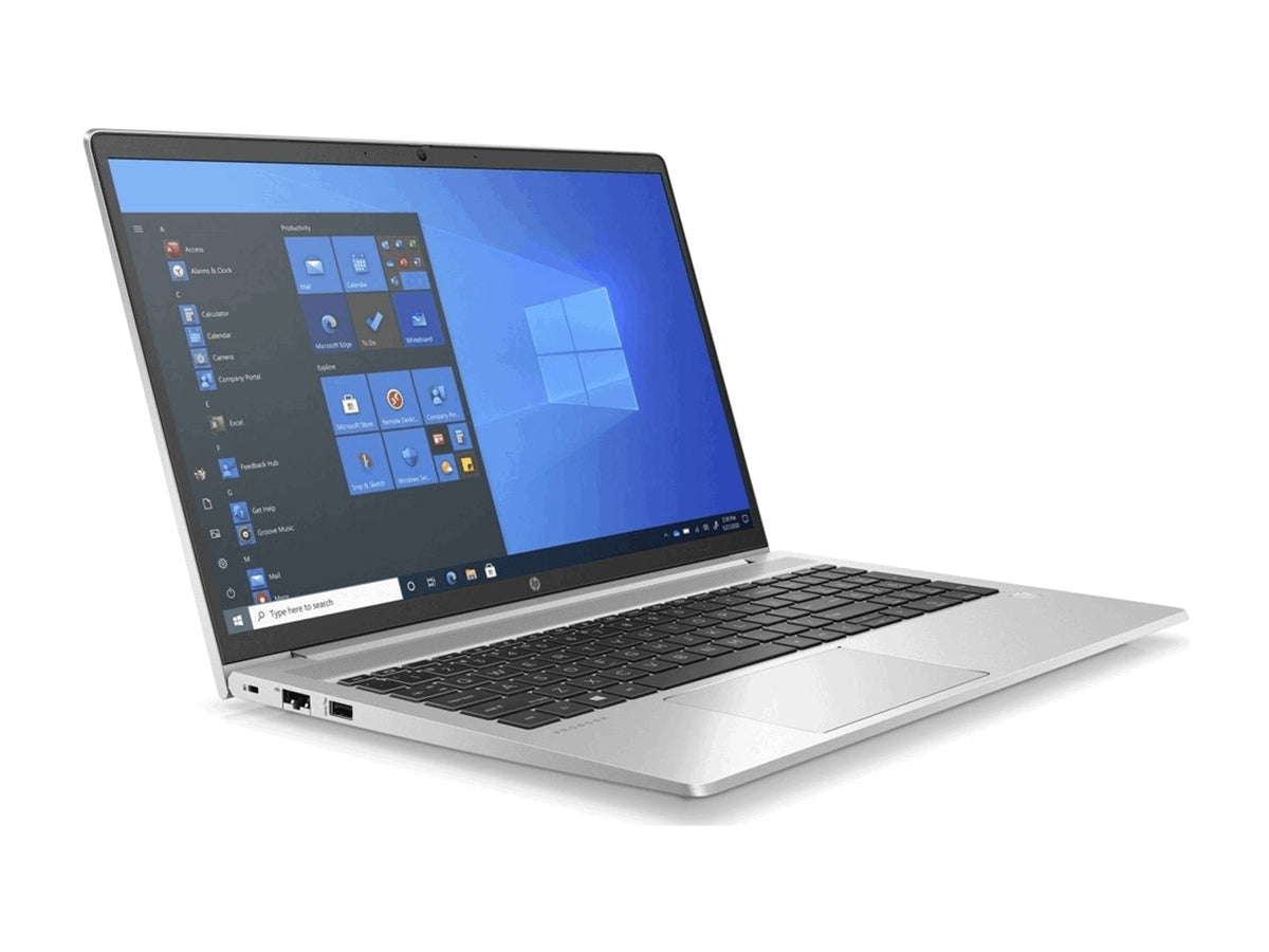 HP 250 G8 Notebook PC – Core i3-1115G4 / 15.6″ HD / 4GB RAM / 500GB HDD / Win 11 Home (5Z0J8ES) — front view
