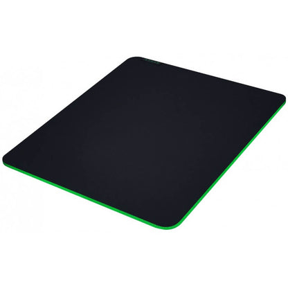 Razer Gigantus V2 Mouse Pad – Medium (RZ02-03330200-R3M1) — front view