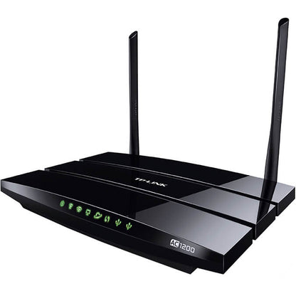 TP-LINK Archer C5 AC1200 Wireless Dual Band Gigabit Router (TL-ARCHERC5) — front view